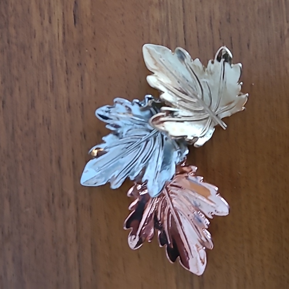 Vintage Brooch, Maple Leaves Brooch, AutumnBrooch, Three Tone Brooch.